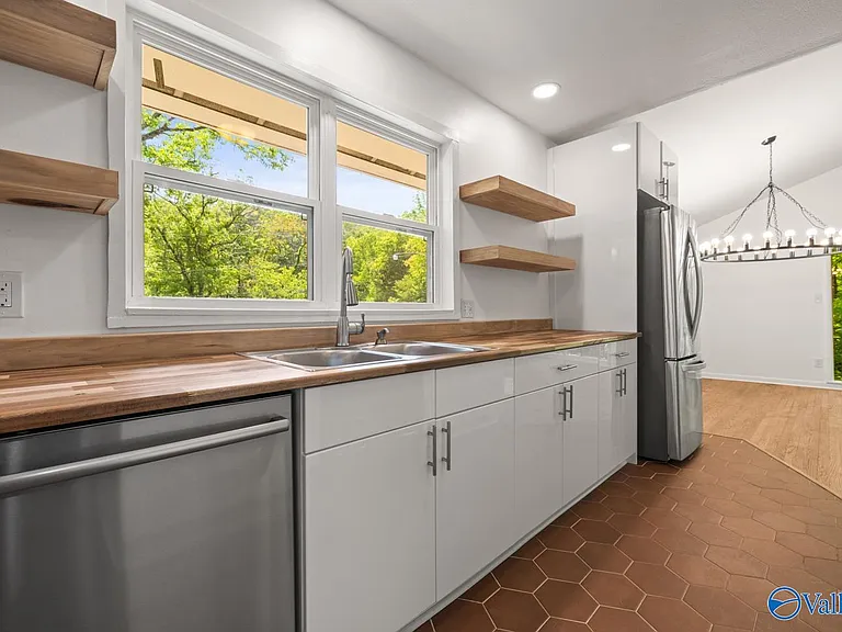 10038 Torino Dr SE — Photo 17