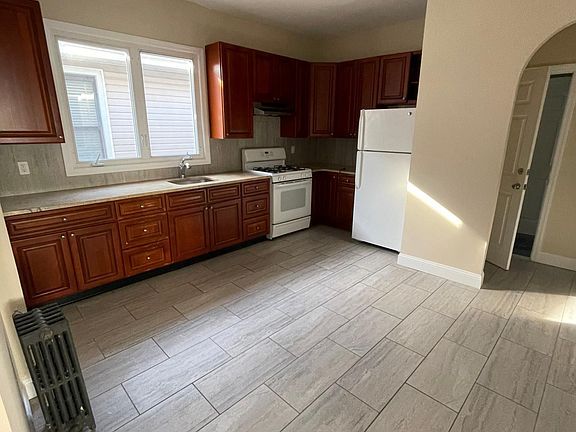 4th image of 2219 81st St #2