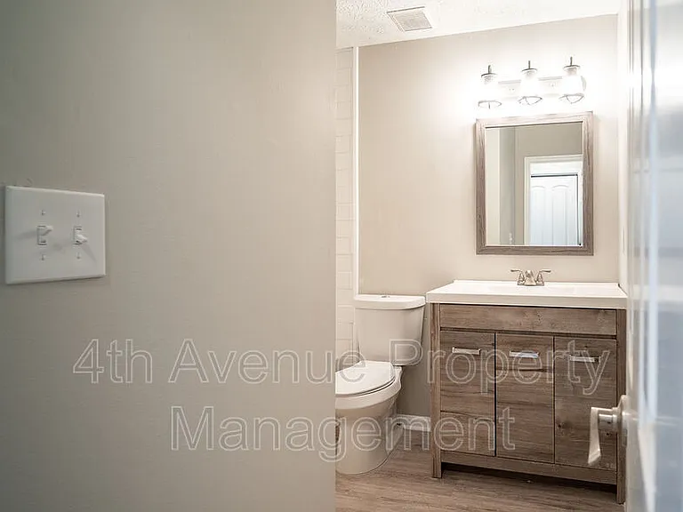 2840 Pebblebrook Ct — Photo 9