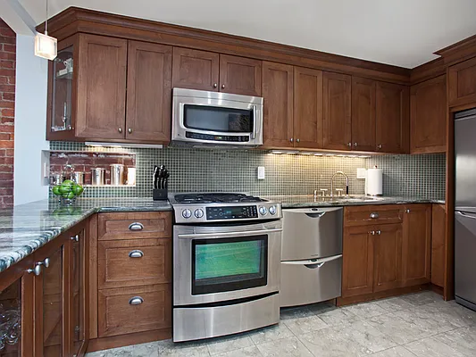 Sold by Sotheby's International Realty | media 3