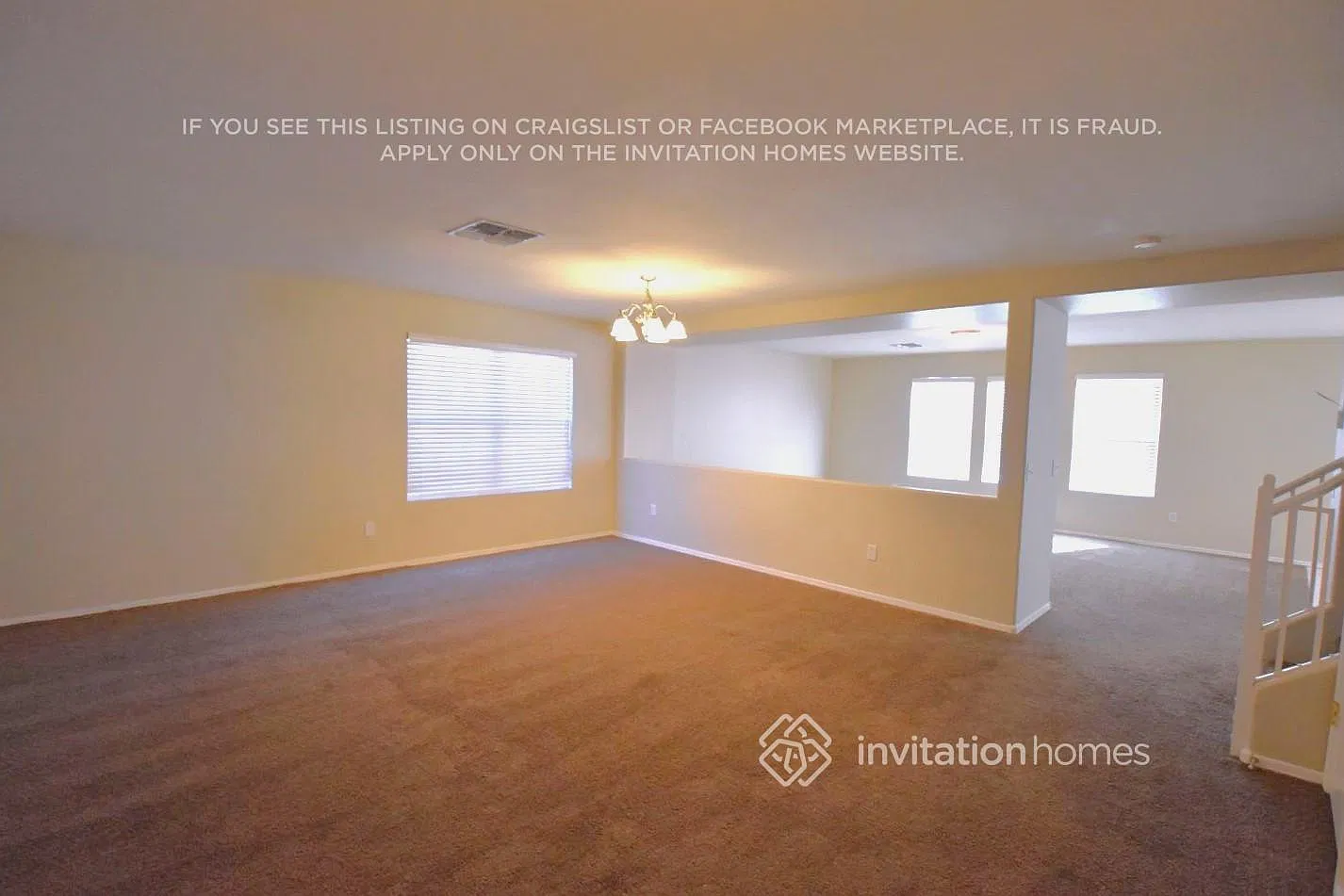 2443 W Bloch Rd Phoenix, AZ 85041 — Photo 2