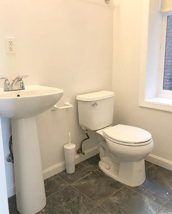 Unit Photo