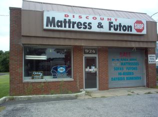 924 Middle Country Rd, Selden, NY 11784