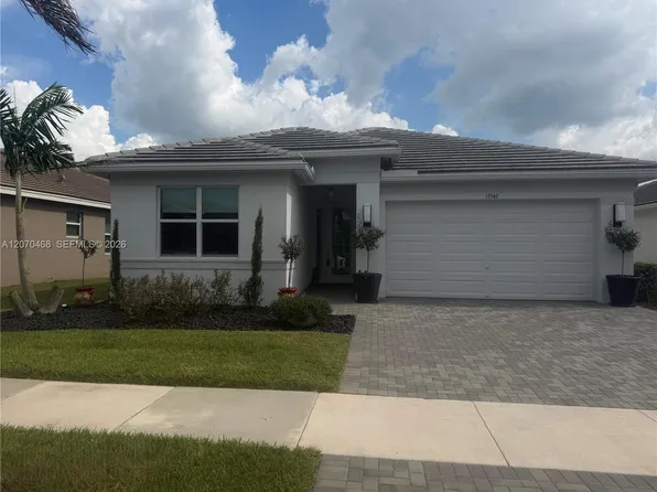 13542 SW Oceanus Blvd, Port Saint Lucie, FL 34987