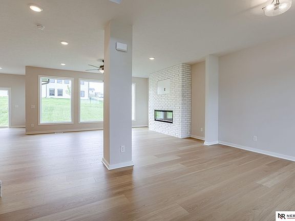 5th image of 11025 Bearcreek Dr