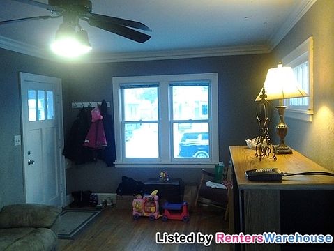 3rd image of 1843 Ross Ave