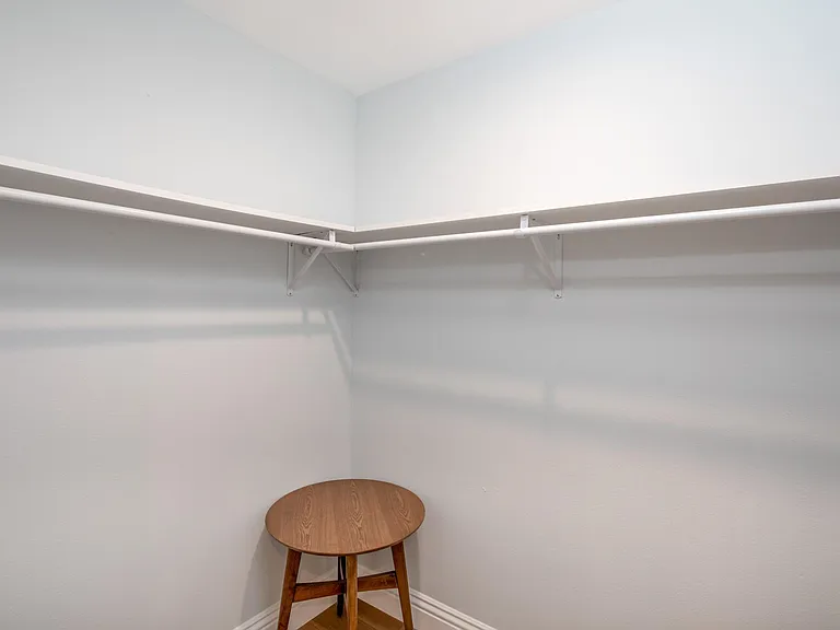 2939 Leeward Ave #509 — Photo 8
