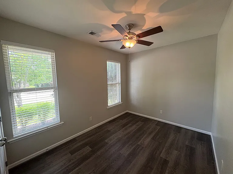 2131 Spaulding Pl — Photo 12