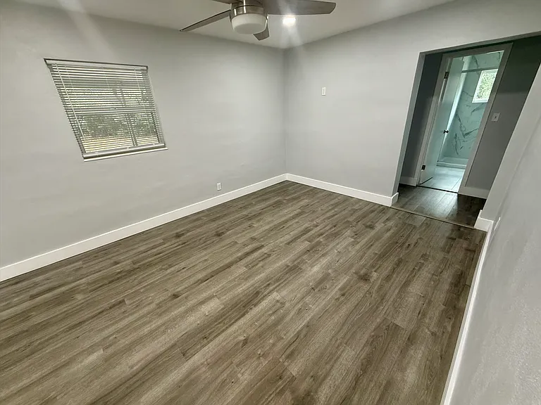 117 Watters Dr — Photo 12