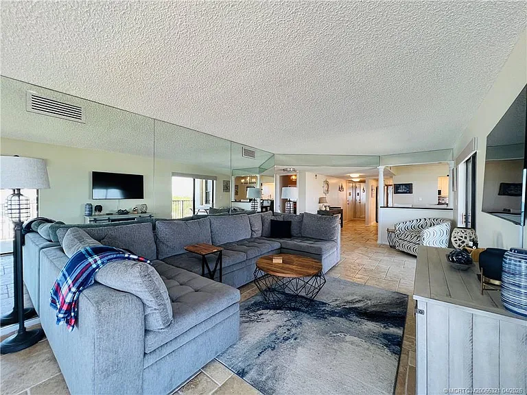 10044 S Ocean Dr #702 — Photo 26