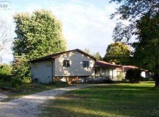 9222 McKinley Rd, Montrose, MI 48457