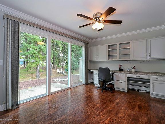 5th image of 16 Beaverbrook Dr