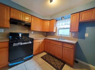 102 Bergen Ave #1B, Jersey City, NJ 07305