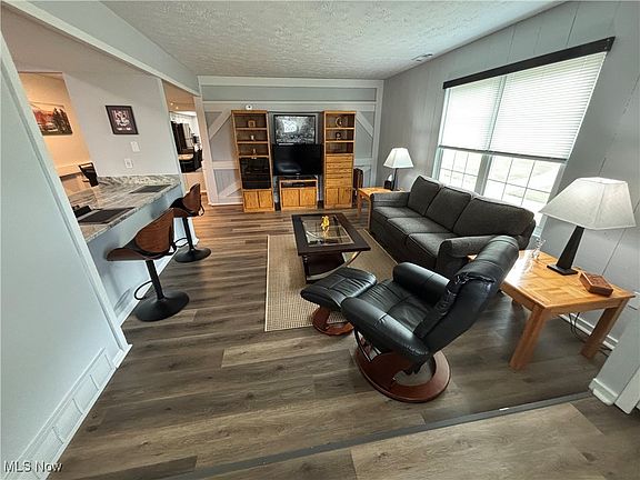 2nd image of 7971 Independence Dr APT A