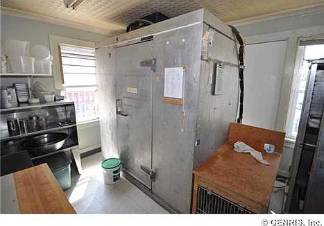 2nd image of 220 Mount Hope Ave