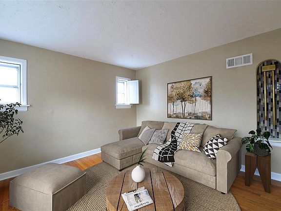2nd image of 2721 Granda Dr