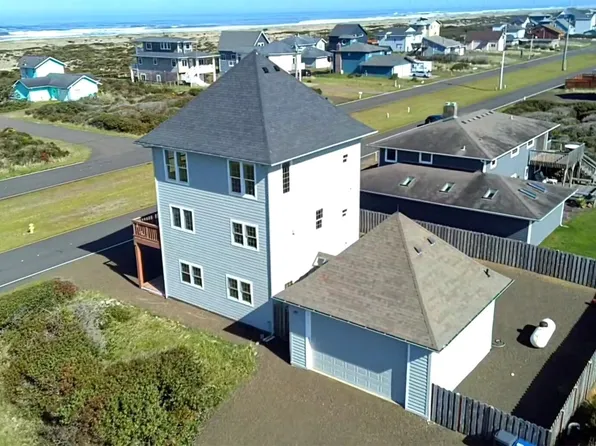 1140 Ocean Shores Boulevard SW, Ocean Shores, WA 98569