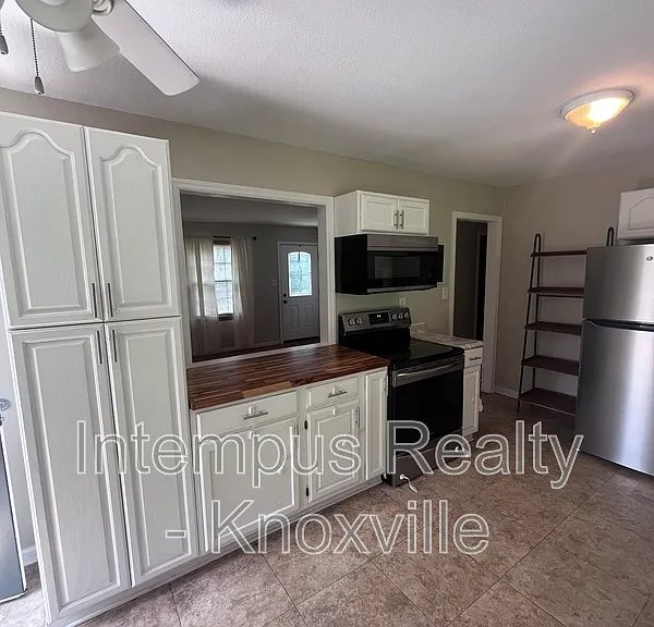 7931 W Cliff Dr — Photo 7