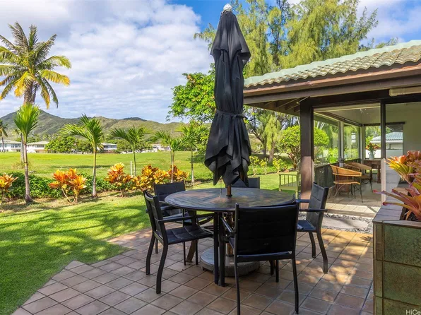 7704 Kalohelani Pl, Honolulu, HI 96825