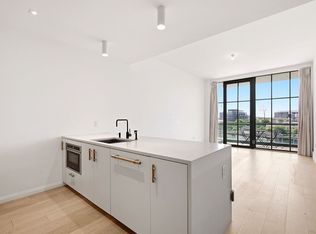 Galerie, Long Island City, NY 11101
