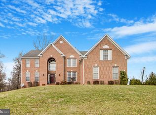 2 Phoebe Ct, Randallstown, MD 21133