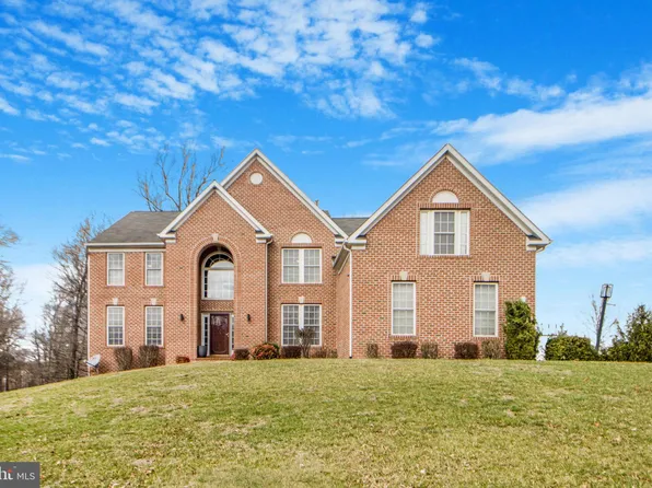 2 Phoebe Ct, Randallstown, MD 21133