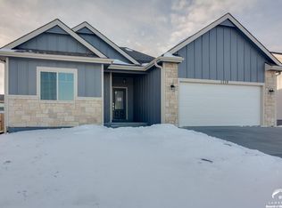 1119 Silver Rain Rd, Lawrence, KS 66049