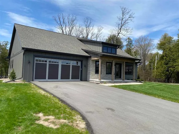 10633 Cove Ln, Sister Bay, WI 54234