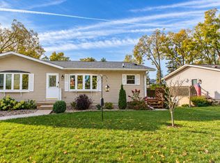 303 W North St, Dodgeville, WI 53533