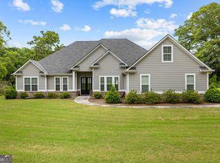 4050 Smokey Rd, Newnan, GA 30263