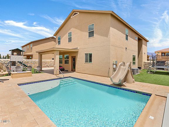 3rd image of 6417 Villaggio Dr