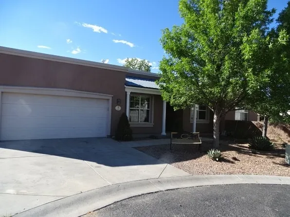 4 Pelona Ct, Santa Fe, NM 87508