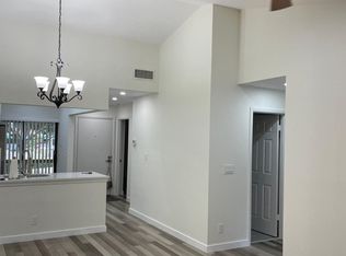 3939 NE 5th Ave APT C201, Boca Raton, FL 33431