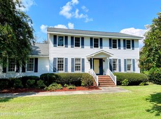 3846 Red Bug Rd, Hallsboro, NC 28442