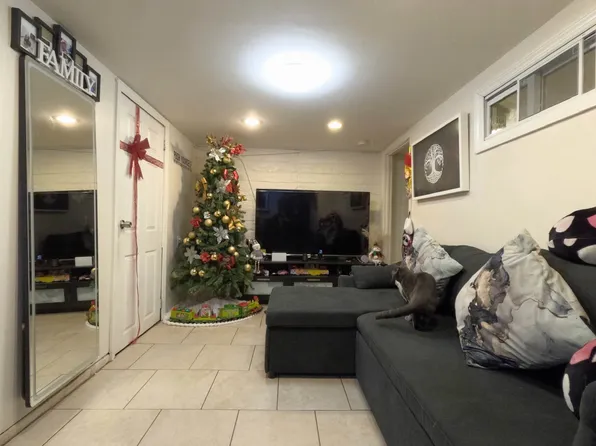 20-45 31st Street image 33 of 40