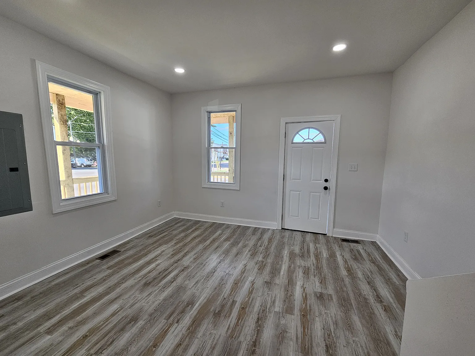 3 bed, 1500 sqft, $1,500 — Photo 4