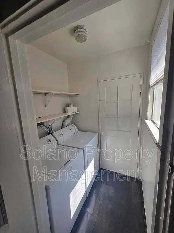1 bed, 1.0 bath, 736 sqft, $1,450 — Photo 3