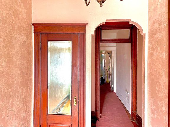 Entryway coat closet