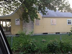 2nd image of 1424 Duxberry Ave