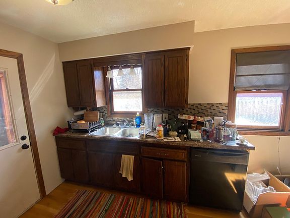 5th image of 12032 Maryland Ct N