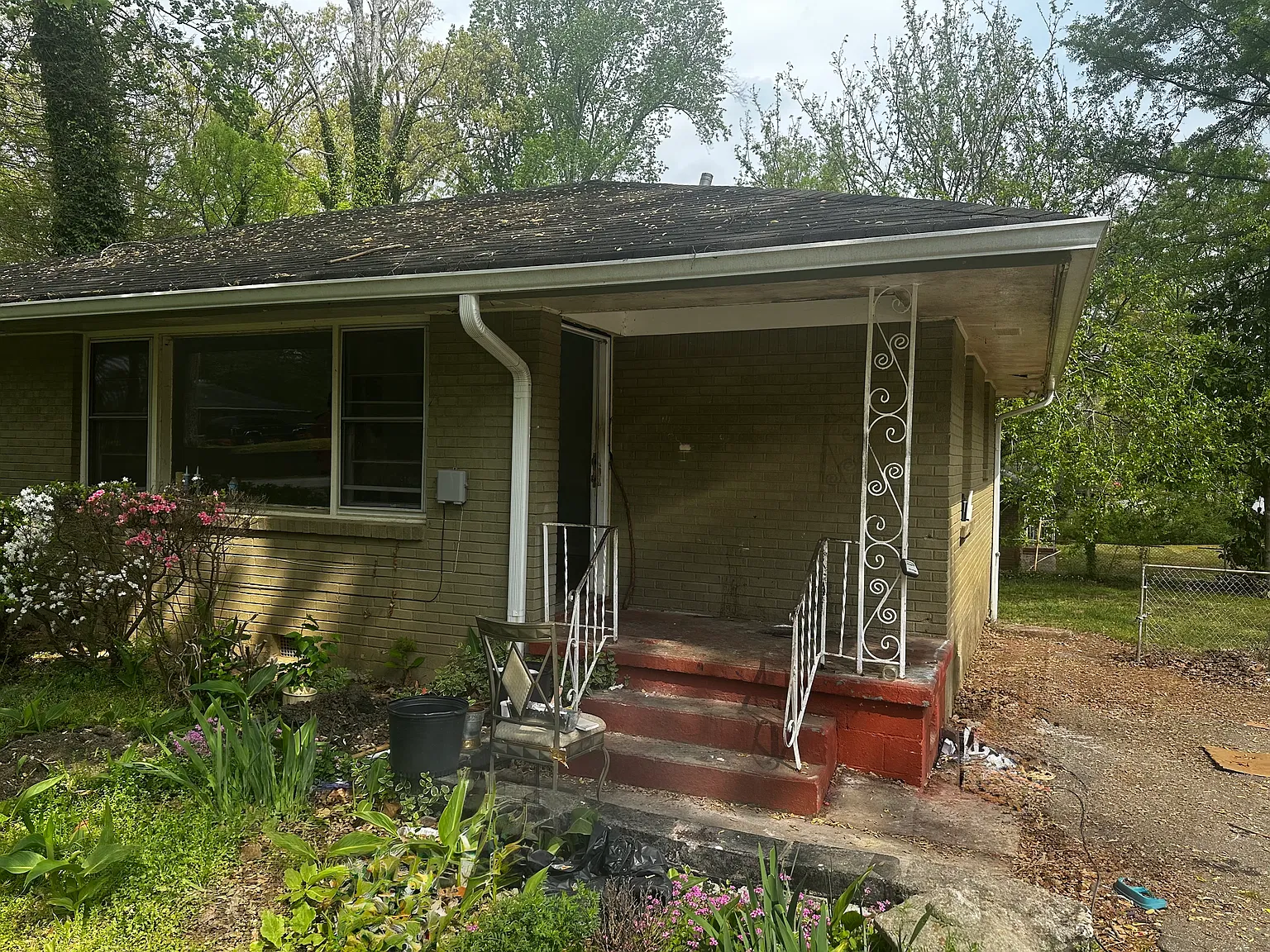 3 bed, 1240 sqft, $1,495 — Photo 1