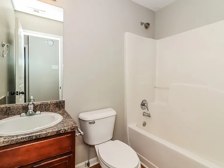 97 Summer Creek Dr — Photo 11
