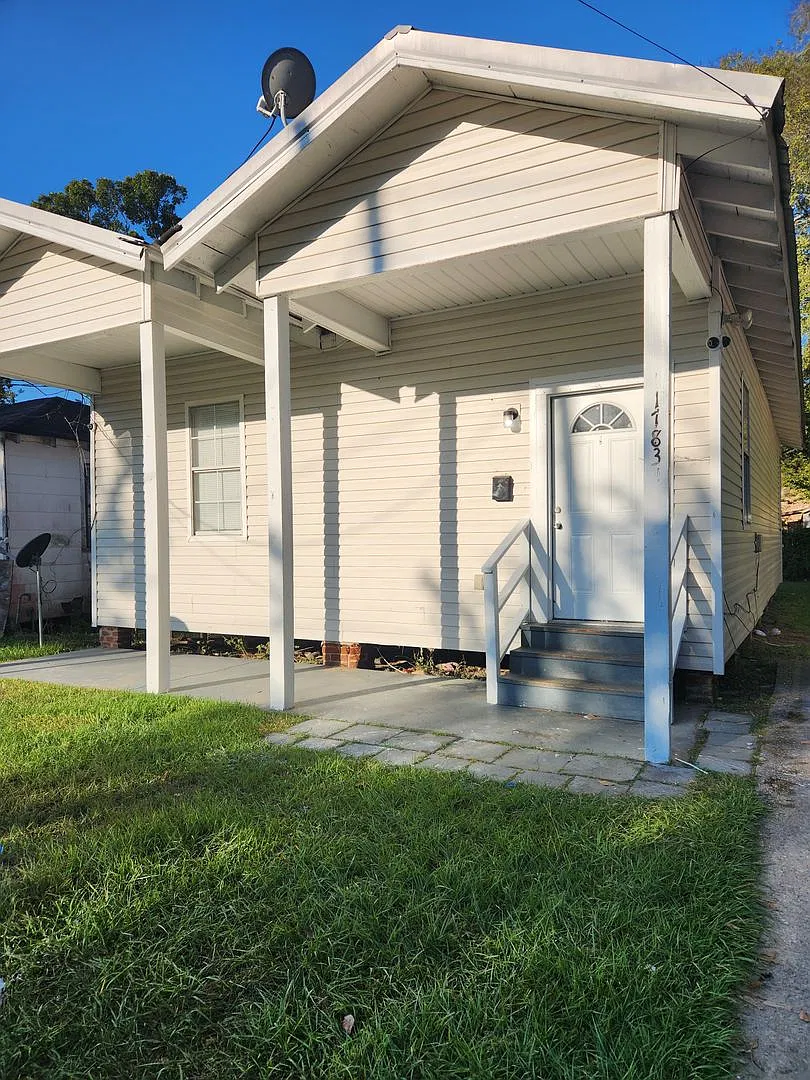 House for Rent — Photo 1