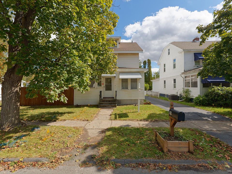 1st image of 26 Coolidge Ave