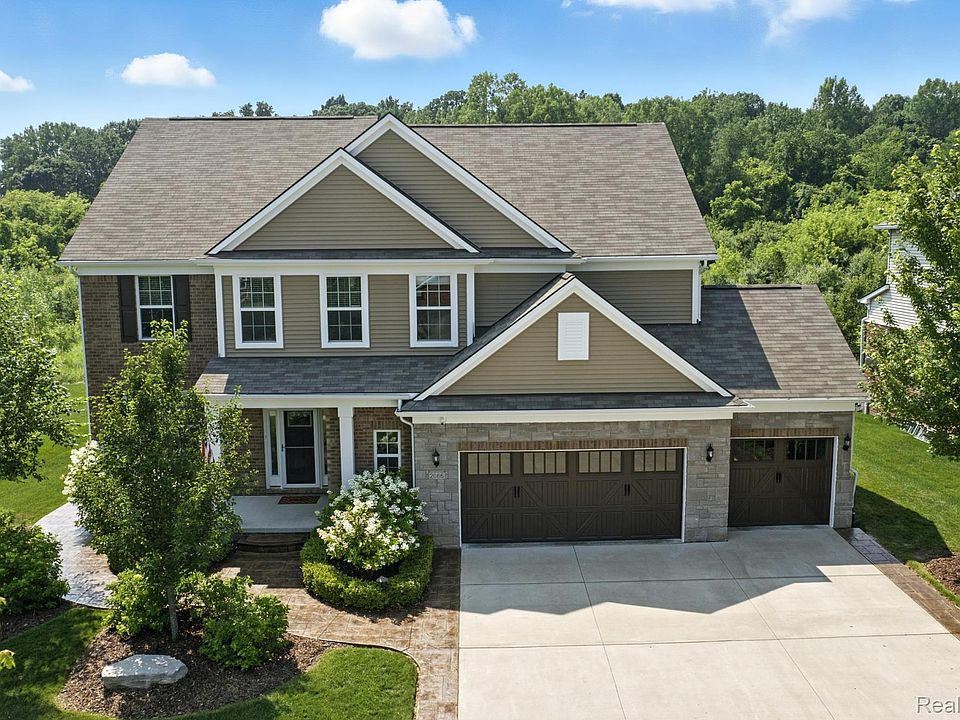 1st image of 2066 Findley Cir