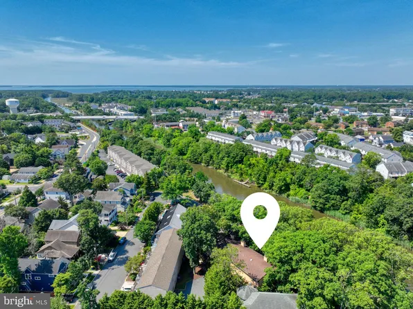 18 Canal St, Rehoboth Beach, DE 19971