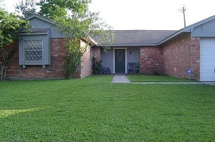 1st image of 2447 Heritage Bend Dr