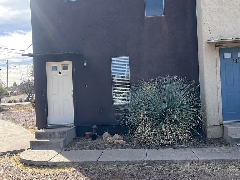 422 Avenida Oriol #A — Photo 8