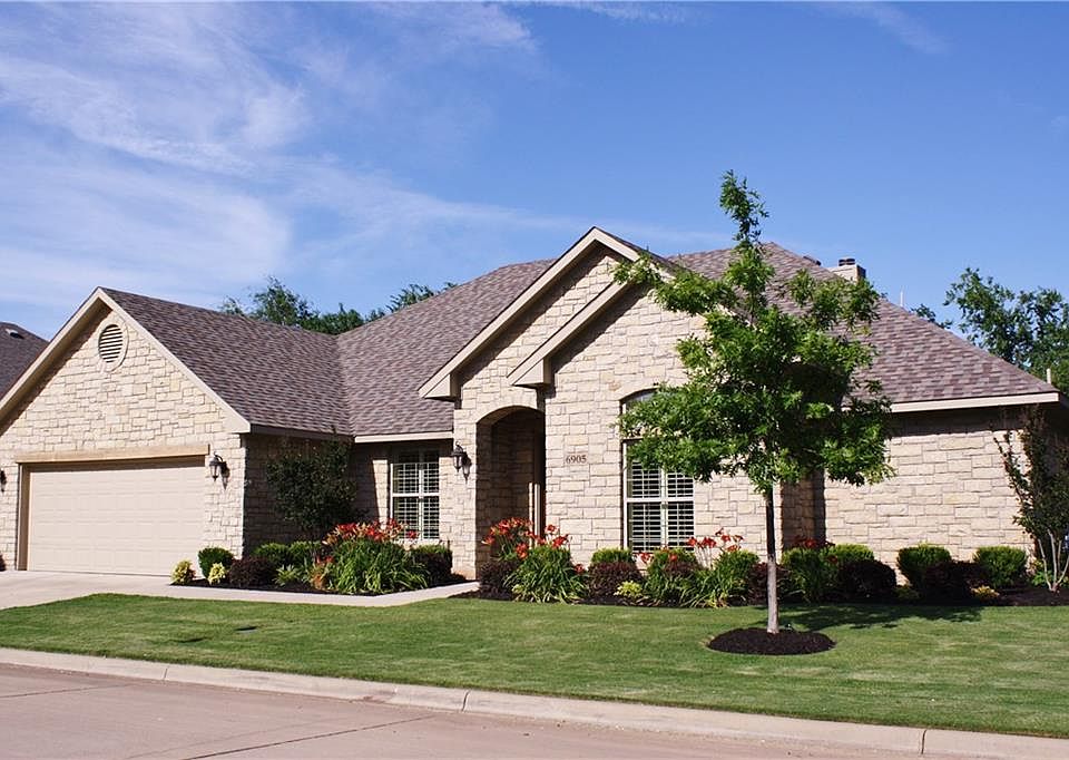 1st image of 6905 Golf Green Dr