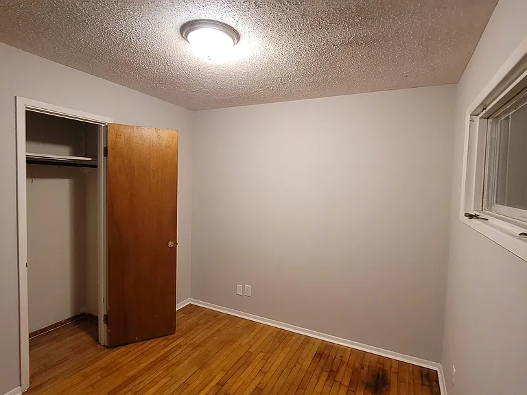 406 Warner St NW — Photo 14